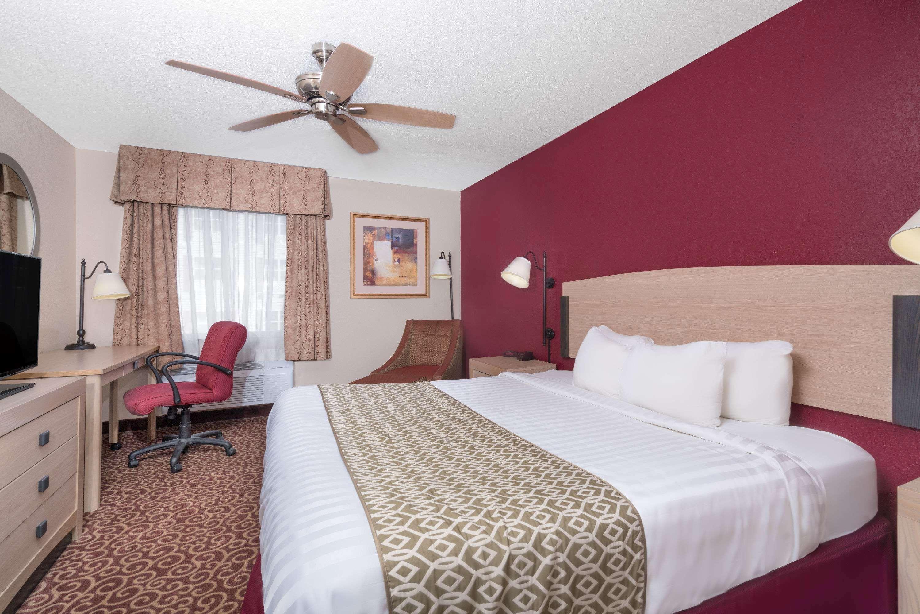 Baymont By Wyndham Stevens Point Hotel Luaran gambar
